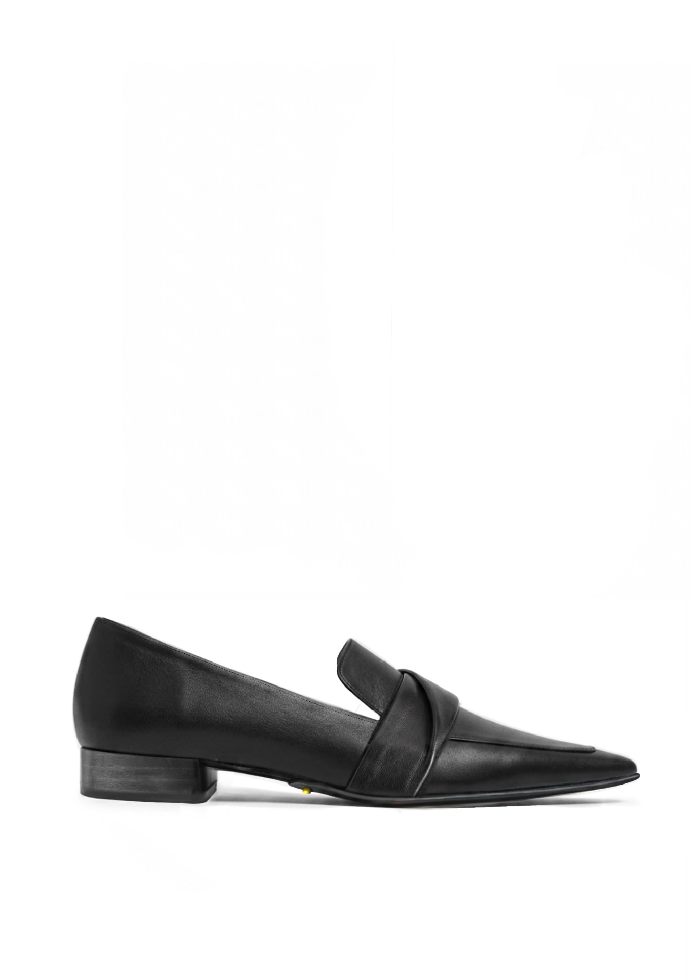 The Pointed Loafer in black leather, side profile