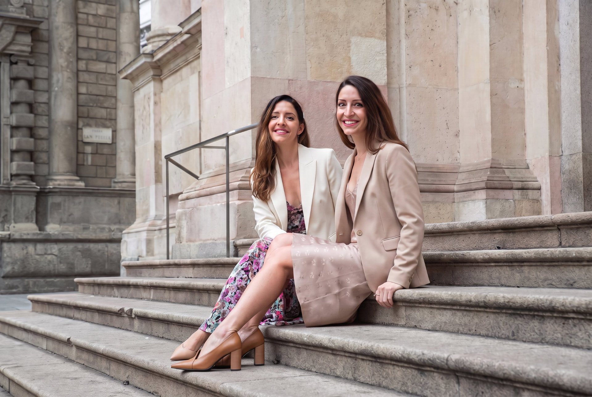 Sainte Alba's founders sitting together on stone steps
